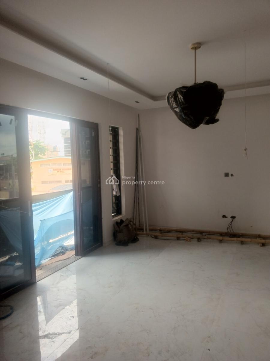 Newly Big 3 Bedrom Flat +bq +s/pool+ Gym, Lovely Serene Environment Off Allen Avenue Ikeja Lagos, Allen, Ikeja, Lagos, Flat / Apartment for Sale