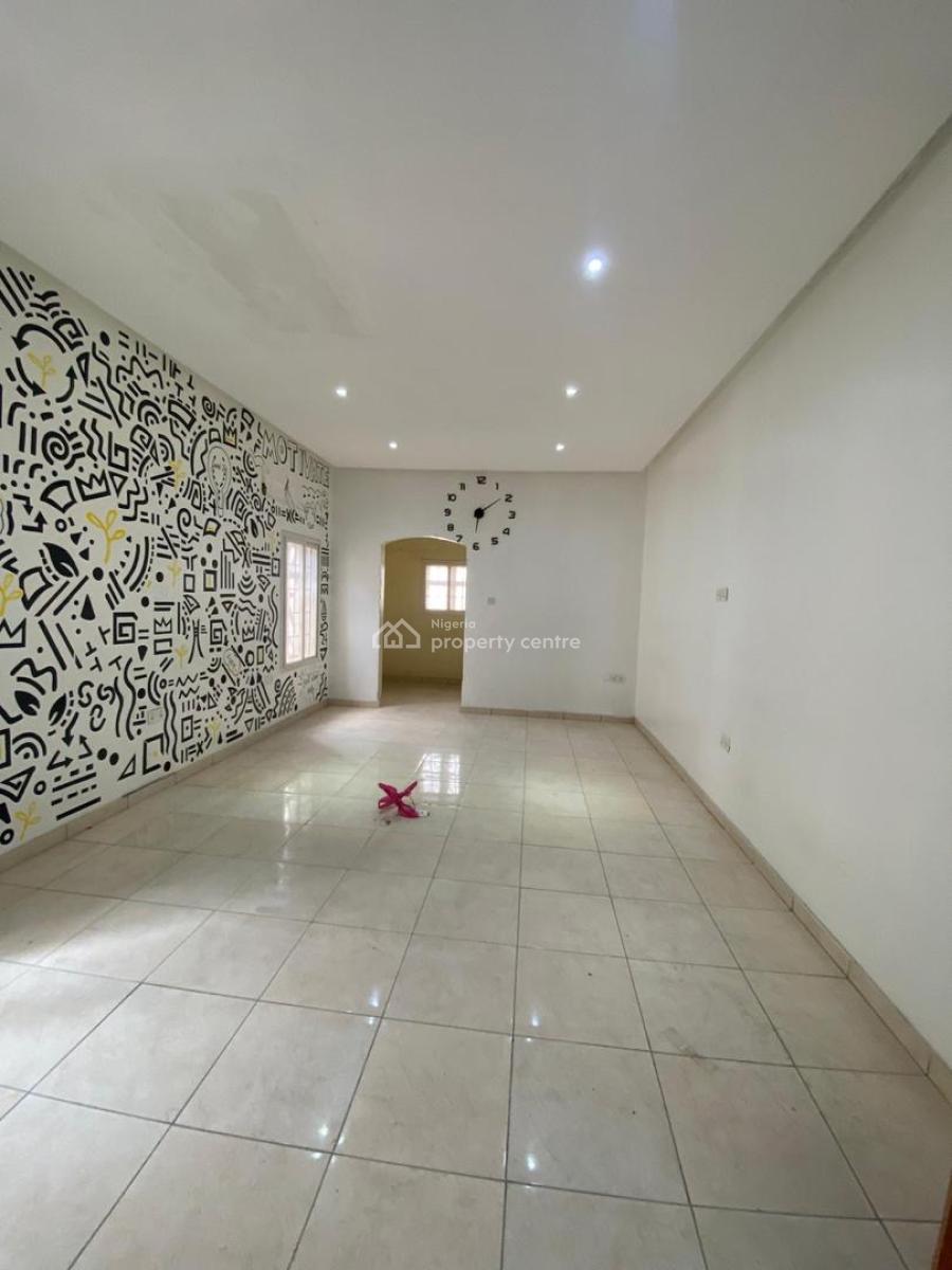 5 Bed Fully Detached House with 2 Room Bq, Lekki Phase 1, Lekki, Lagos, Commercial Property for Rent