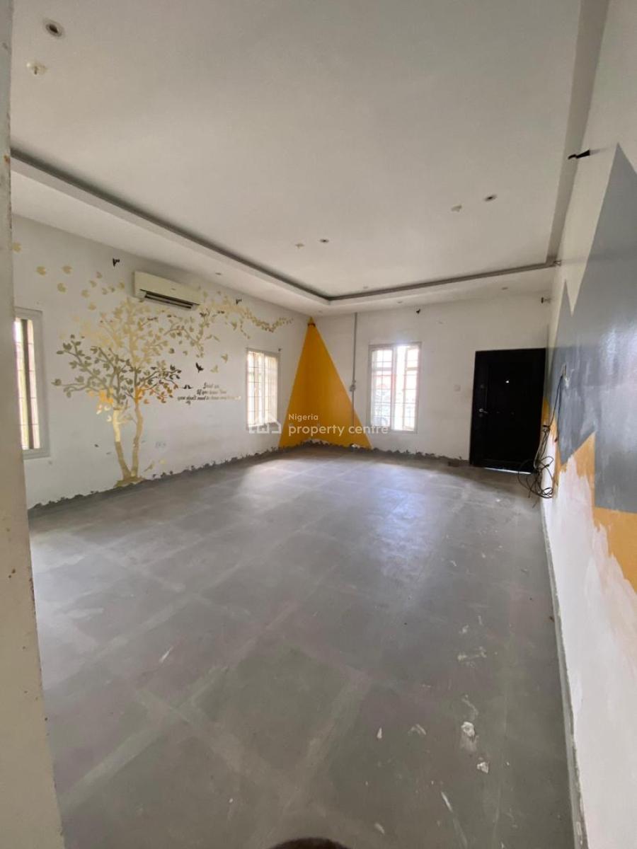 5 Bed Fully Detached House with 2 Room Bq, Lekki Phase 1, Lekki, Lagos, Commercial Property for Rent