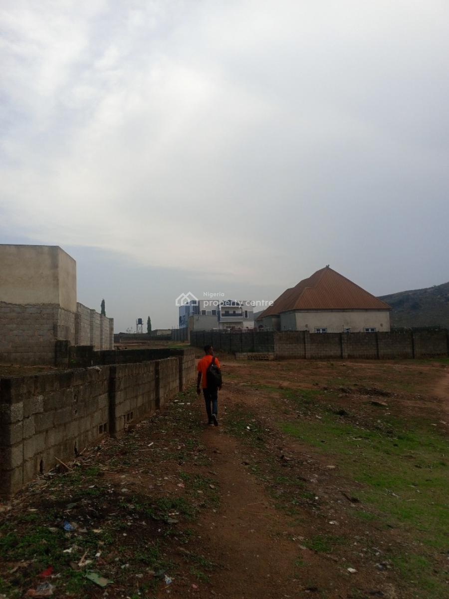Super Distress Sell 500sqm Duplex Land  Bwari New Road  Land, Ushafa, Bwari, Abuja, Residential Land for Sale