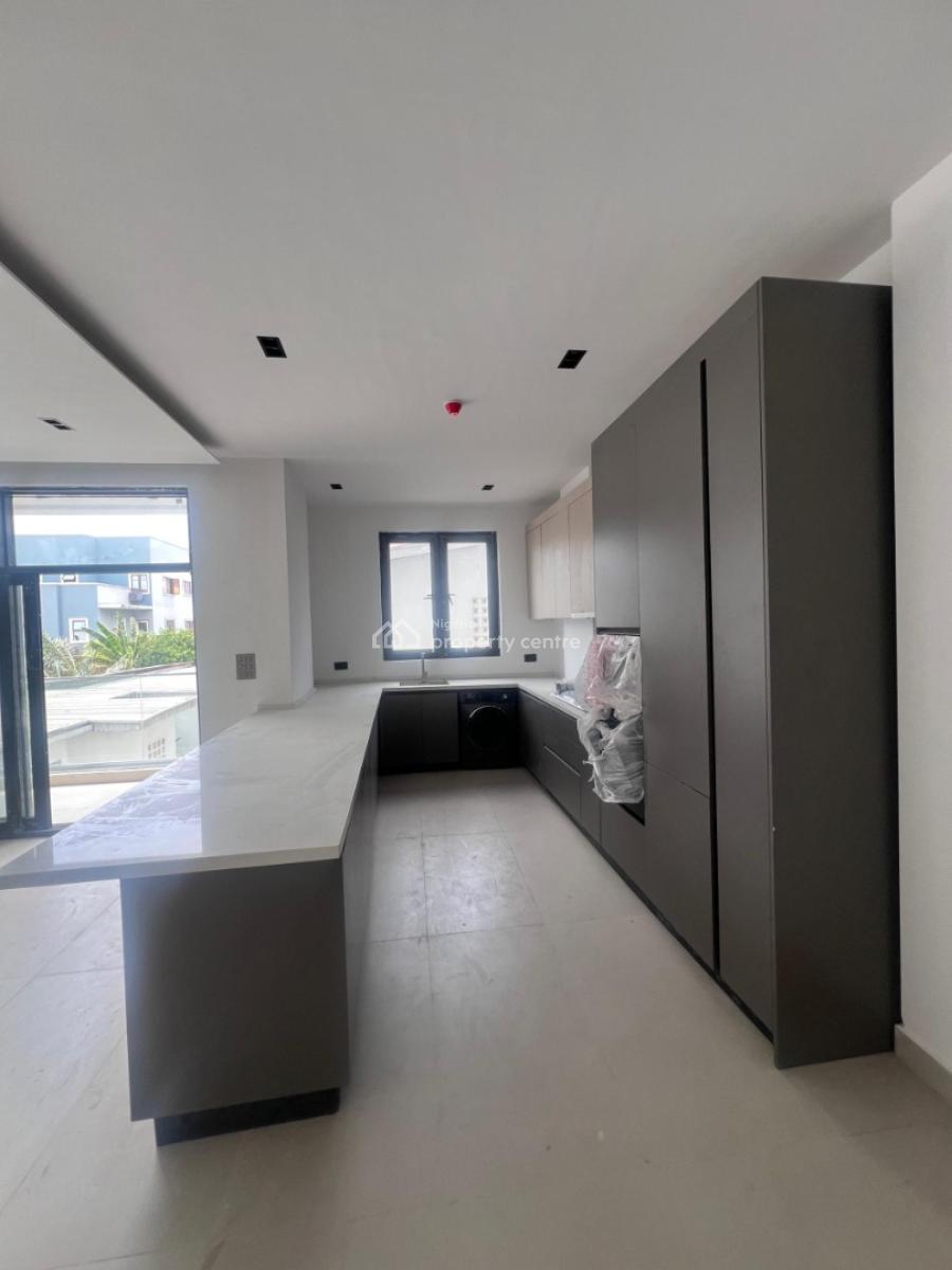 2 Bedroom Apartment Available, Lekki, Lagos, Block of Flats for Sale