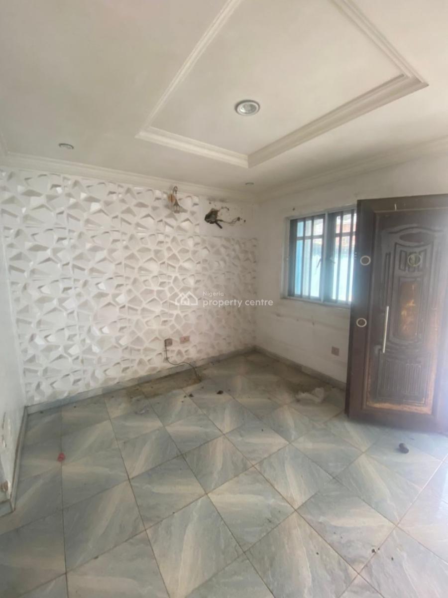 Luxury Mini Flat, Olowora, Omole Phase 2, Ikeja, Lagos, Mini Flat (room and Parlour) for Rent