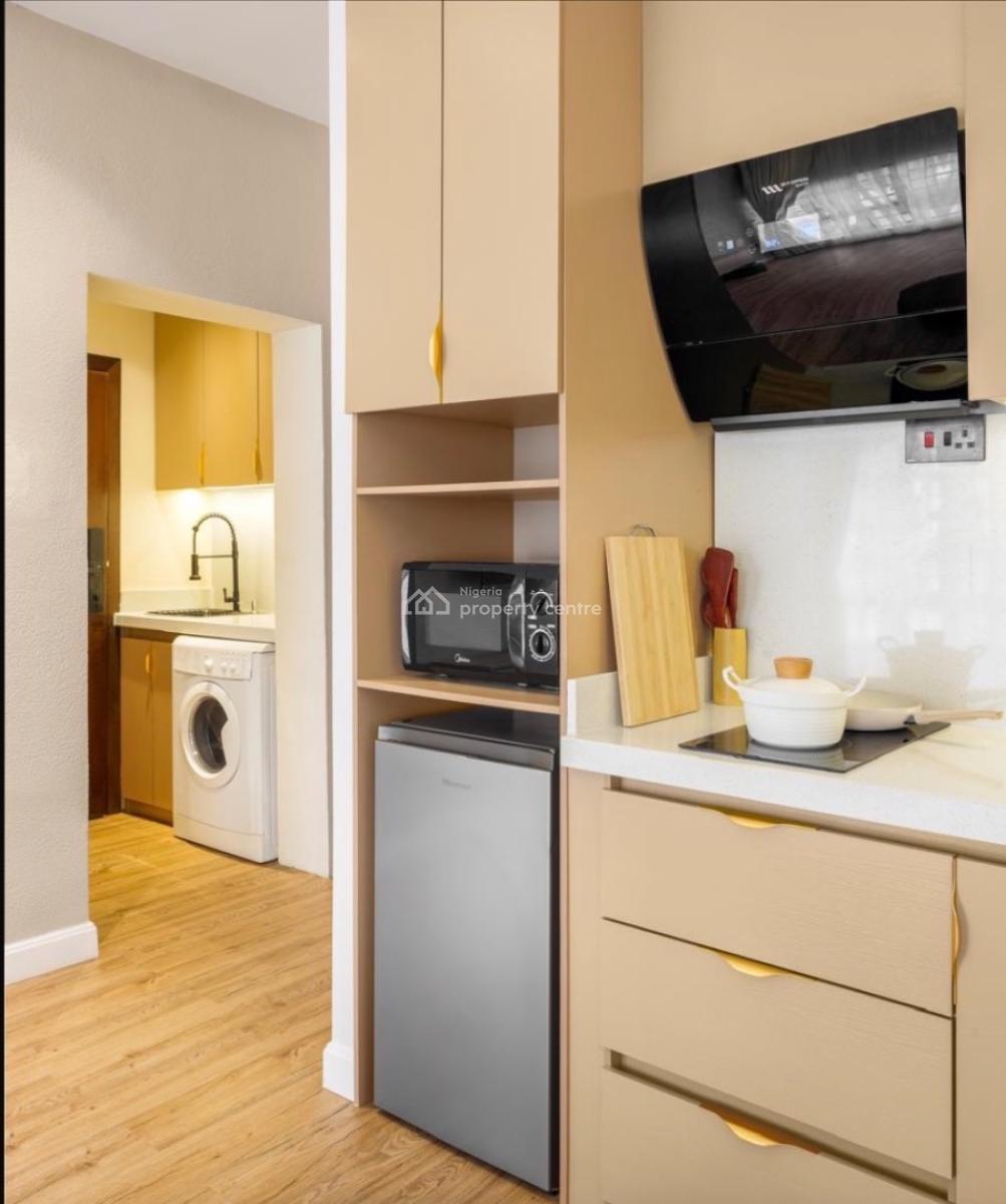 Luxury One Bedroom Apartment, Phase 1, Lekki, Lagos, Mini Flat (room and Parlour) Short Let