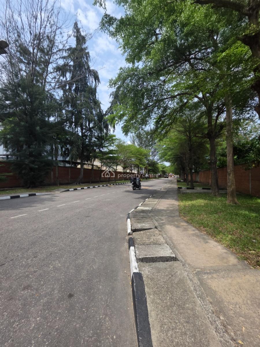 Primed 1400sqm Apartment/hotel Plot in a Beautiful Estate, Carlton Gate Estate Chevron Drive, Idado, Lekki, Lagos, Residential Land for Sale