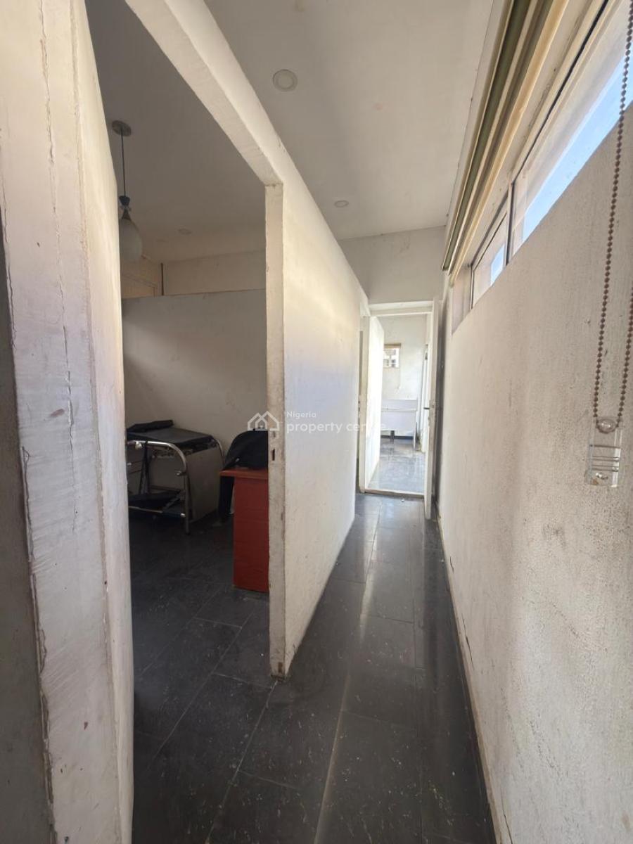 Commercial Space--- Detached Bungalow, Lekki Phase 1, Lekki, Lagos, Office Space for Rent