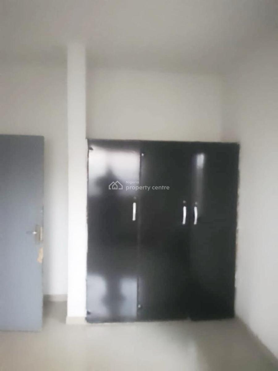 Well Maintained and Spacious 2 Bedroom Apartment, Gra Phase 1, Magodo, Lagos, Flat / Apartment for Rent