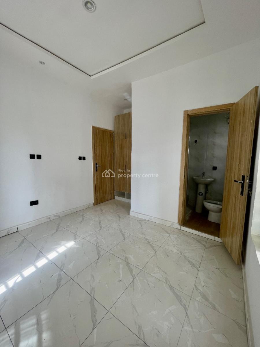 2 Bedroom Apartment, Mobile Road, Ajah, Lagos, House for Sale