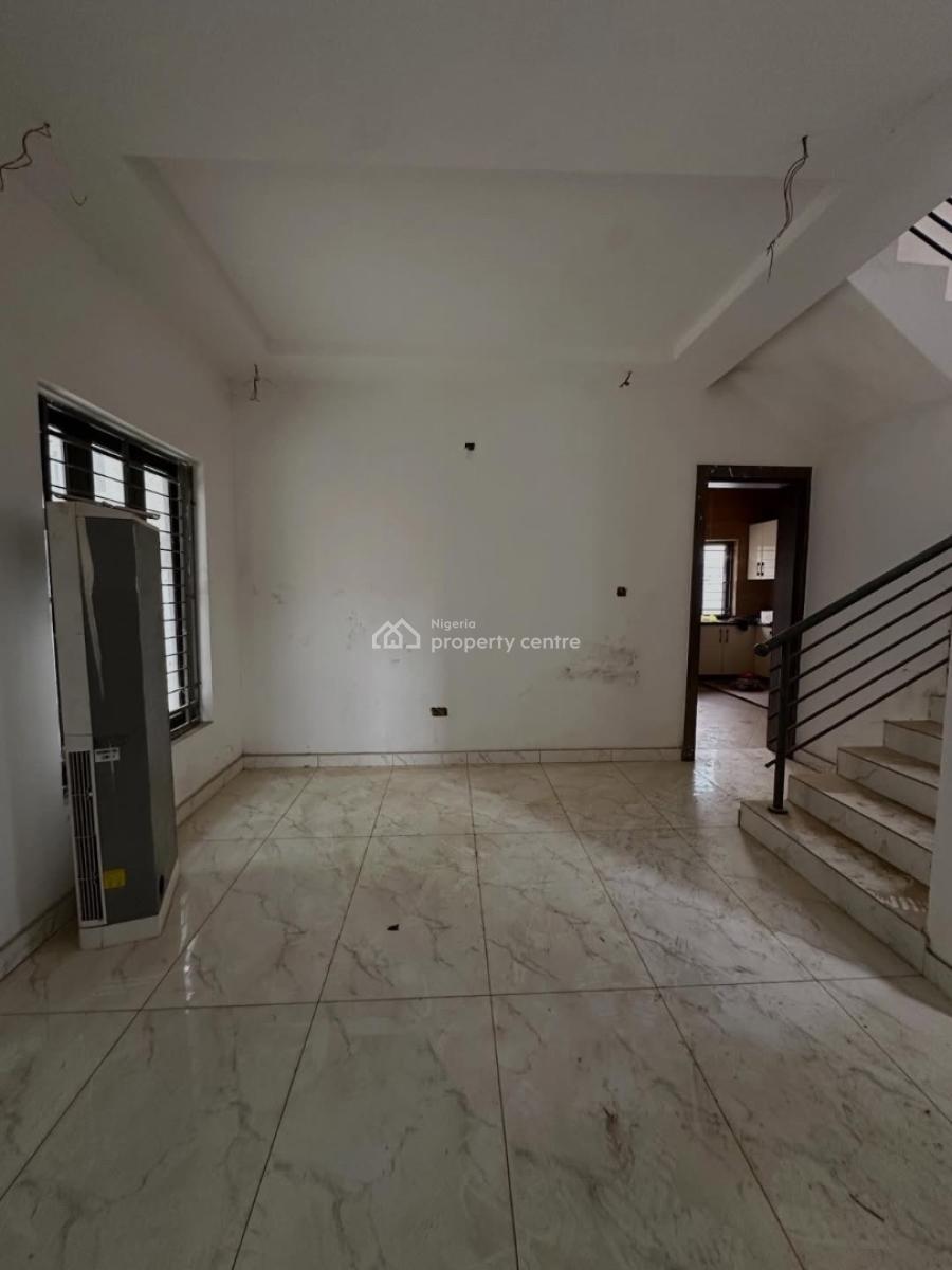 Pristine 5bedroom Detached Duplex with 2 Living Room and a Bq, Jahi, Abuja, Detached Duplex for Sale