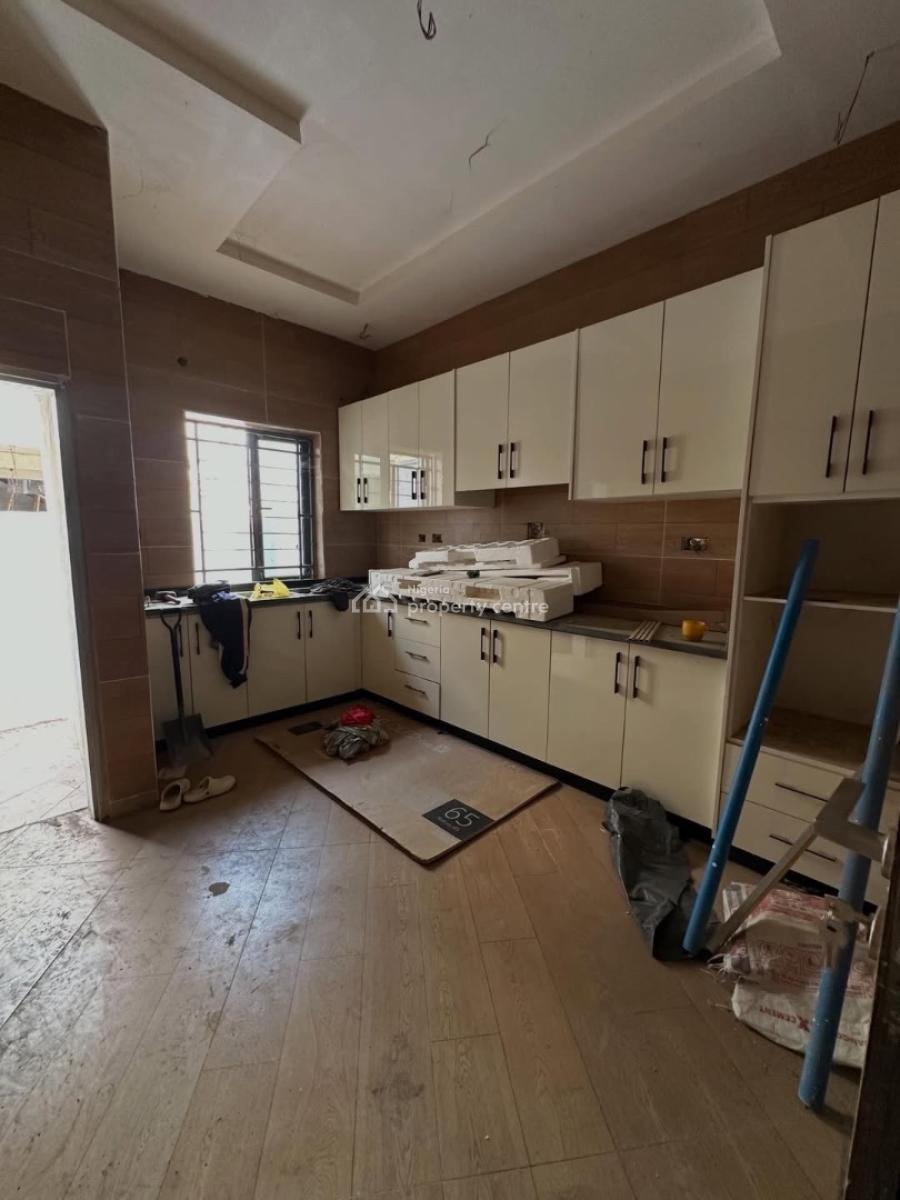 Pristine 5bedroom Detached Duplex with 2 Living Room and a Bq, Jahi, Abuja, Detached Duplex for Sale