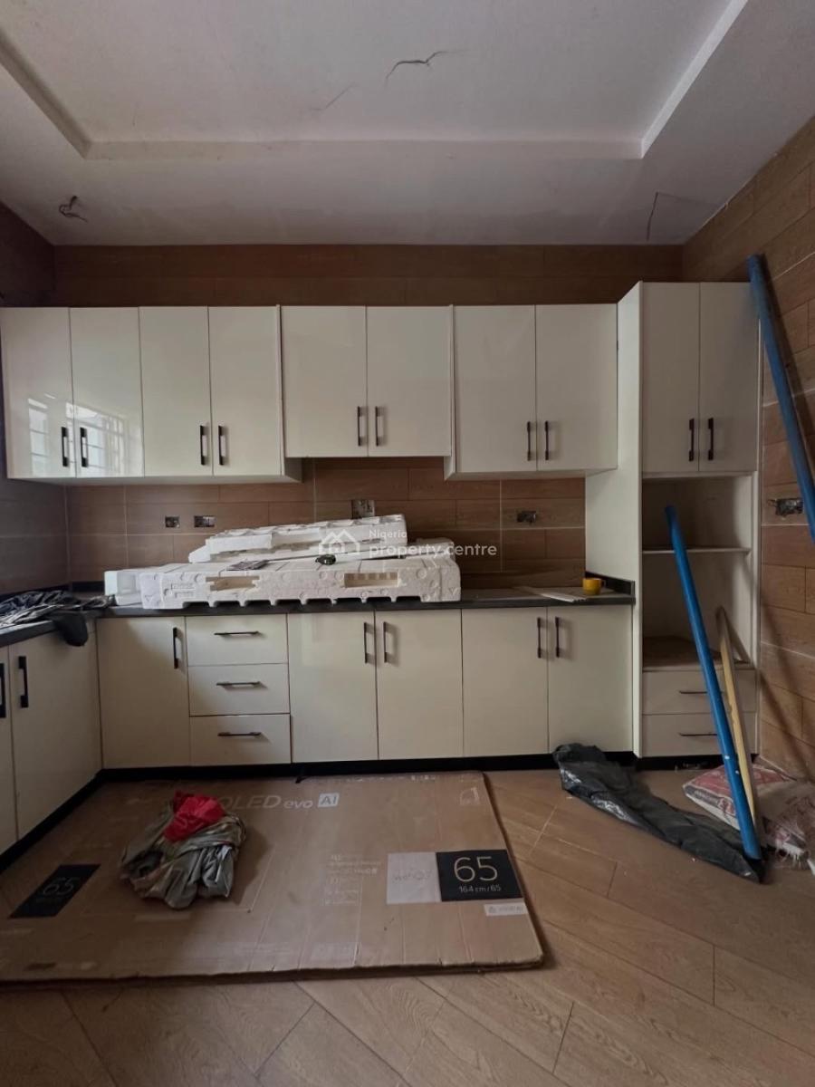 Pristine 5bedroom Detached Duplex with 2 Living Room and a Bq, Jahi, Abuja, Detached Duplex for Sale