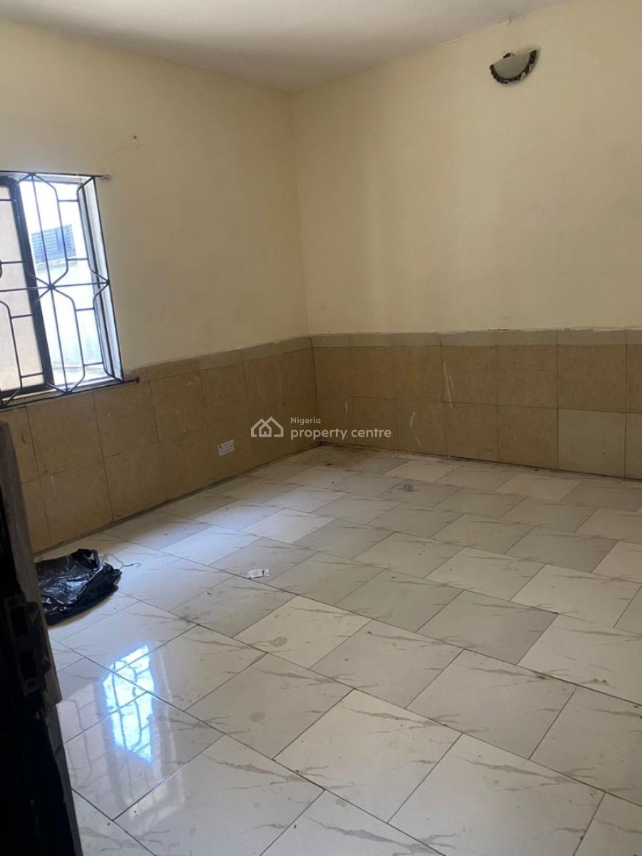 One Bedroom Boys Quarters Apartment with Two Toilets, Off Admiralty Way, Lekki Phase 1, Lekki, Lagos, Mini Flat (room and Parlour) for Rent