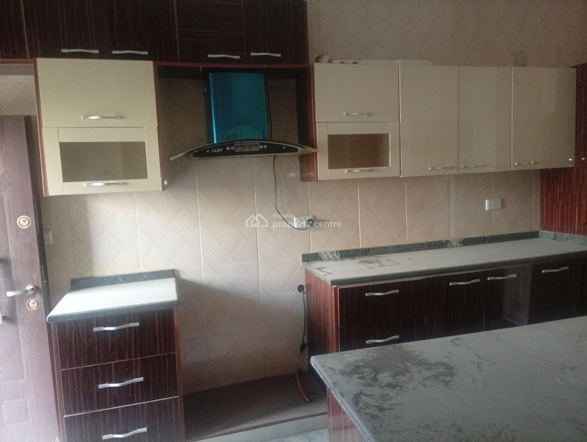 Spacious and Sharp 3 Bedroom Terraced Duplex, Guzape District, Abuja, Terraced Duplex for Rent