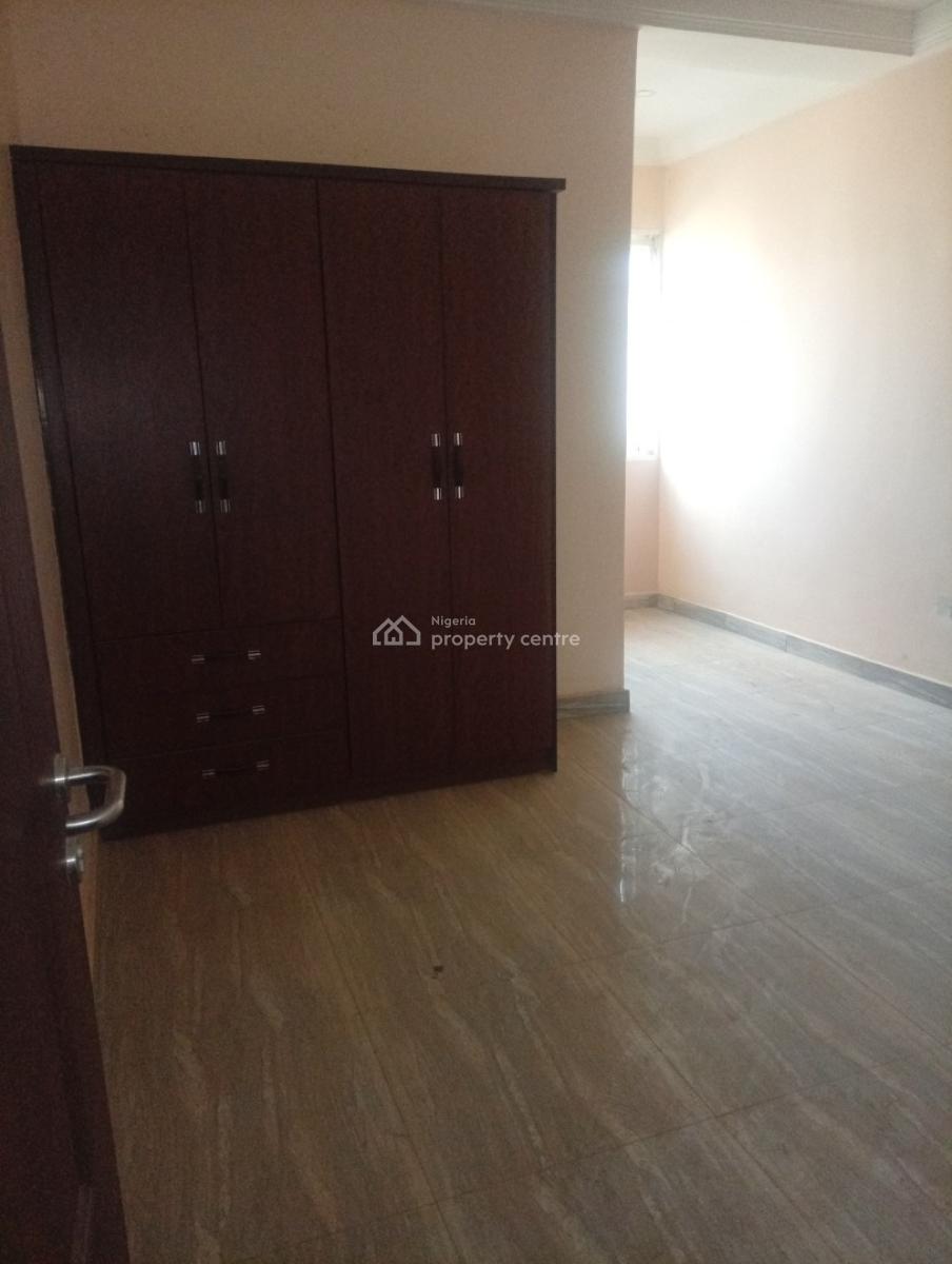 Spacious and Sharp 3 Bedroom Terraced Duplex, Guzape District, Abuja, Terraced Duplex for Rent