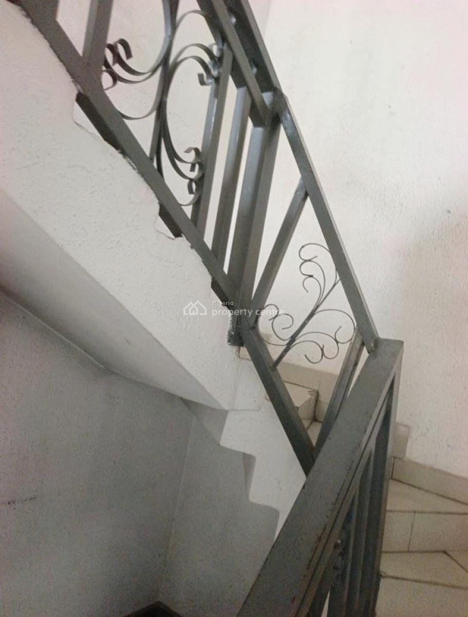 Well Maintained & Specious 2 Bedroom Duplex with Bq, Gra Phase 1, Magodo, Lagos, Detached Duplex for Rent