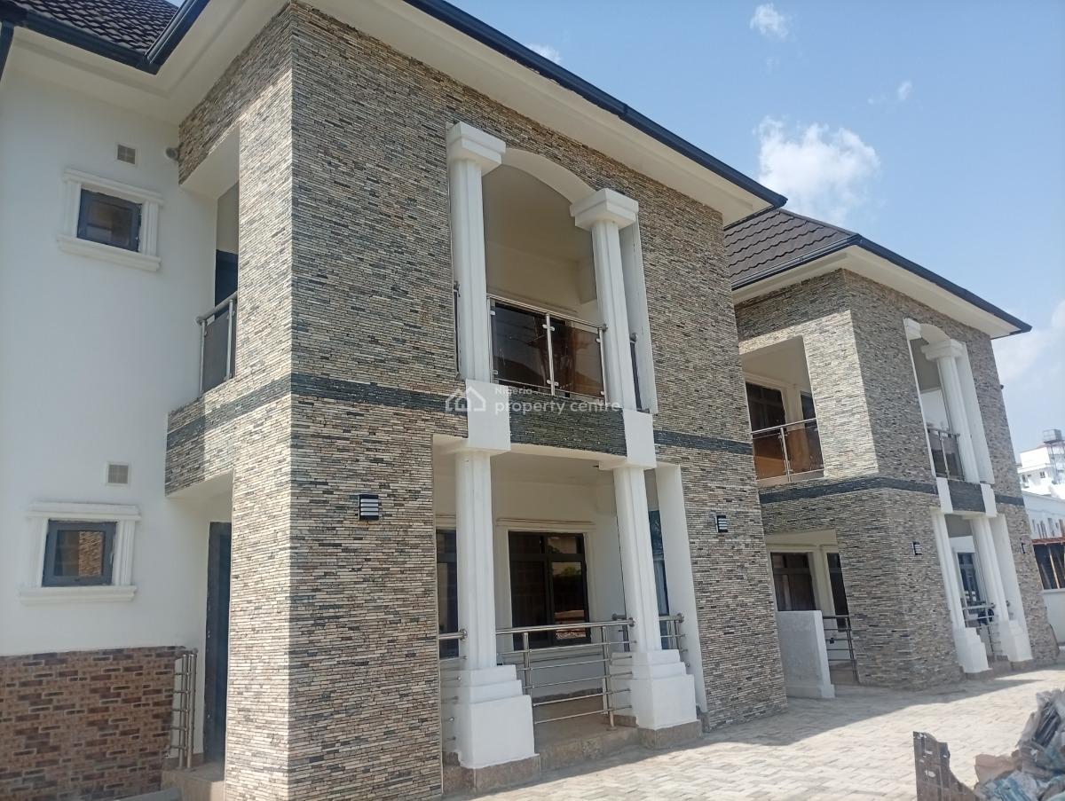 Spacious and Well Renovated 3 Bedroom Flat, Guzape District, Abuja, Flat / Apartment for Rent