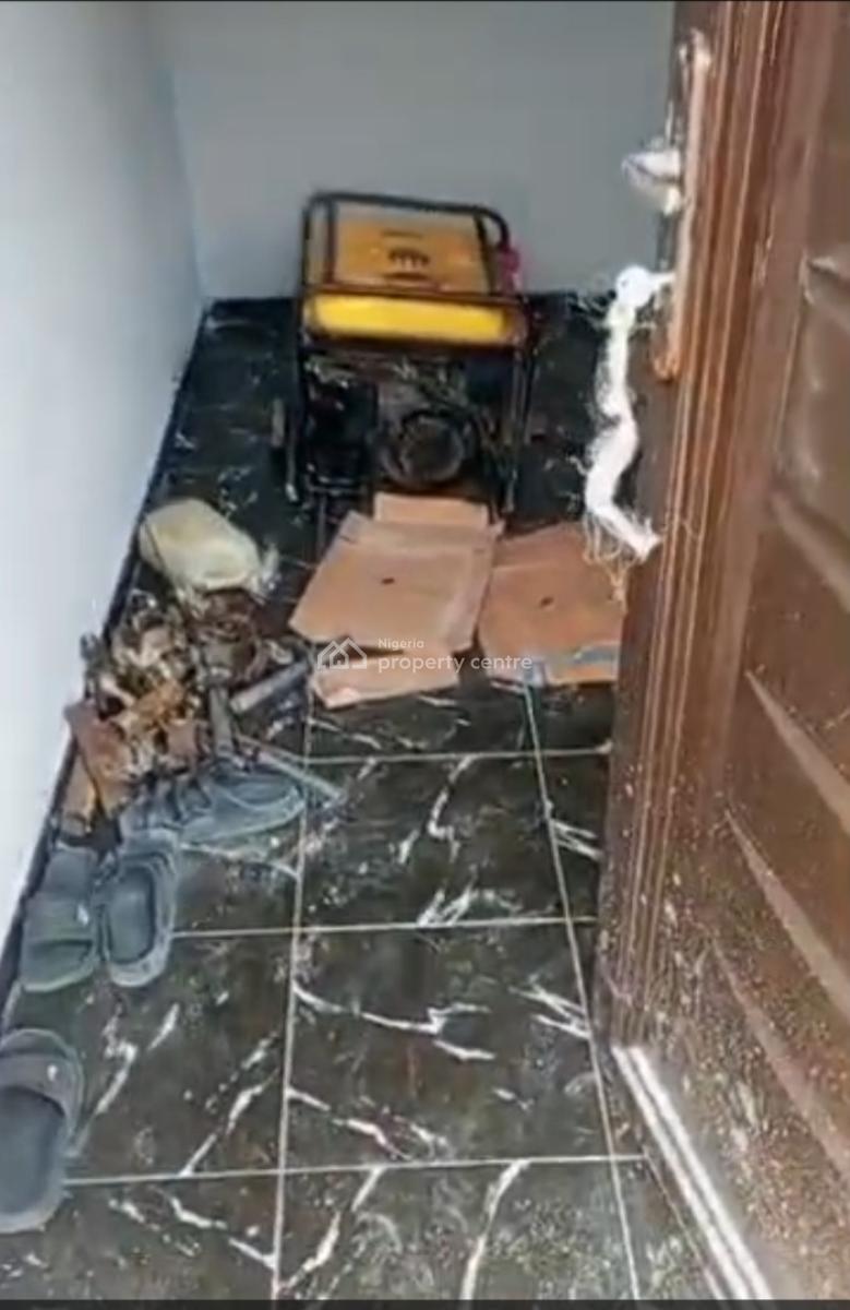 Clean Mini Flat with Pop.in a Good Location a, Weighbridge, Irawo, Kosofe, Lagos, Mini Flat (room and Parlour) for Rent