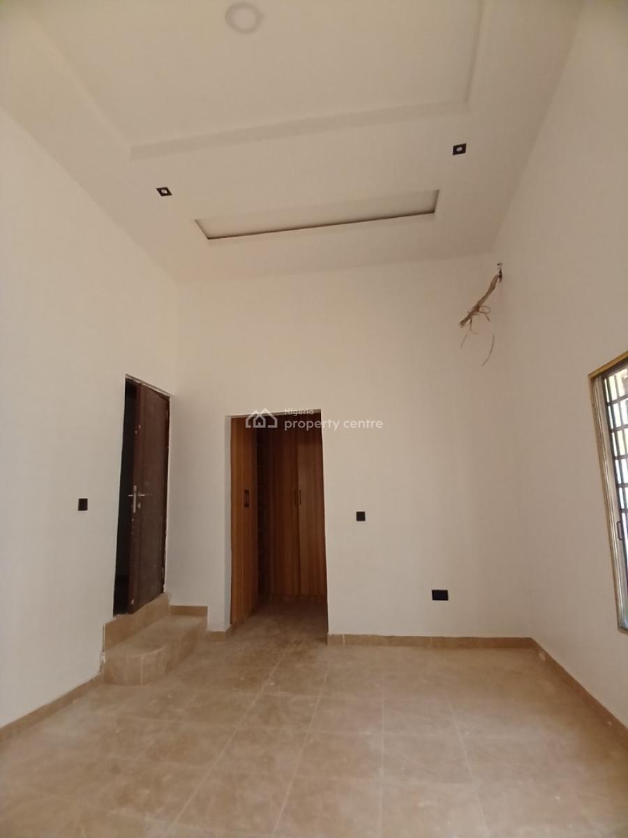 Brand New 3 Bedroom Block of Flat, Guzape Abuja Diplomatic Zone, Guzape District, Abuja, House for Rent