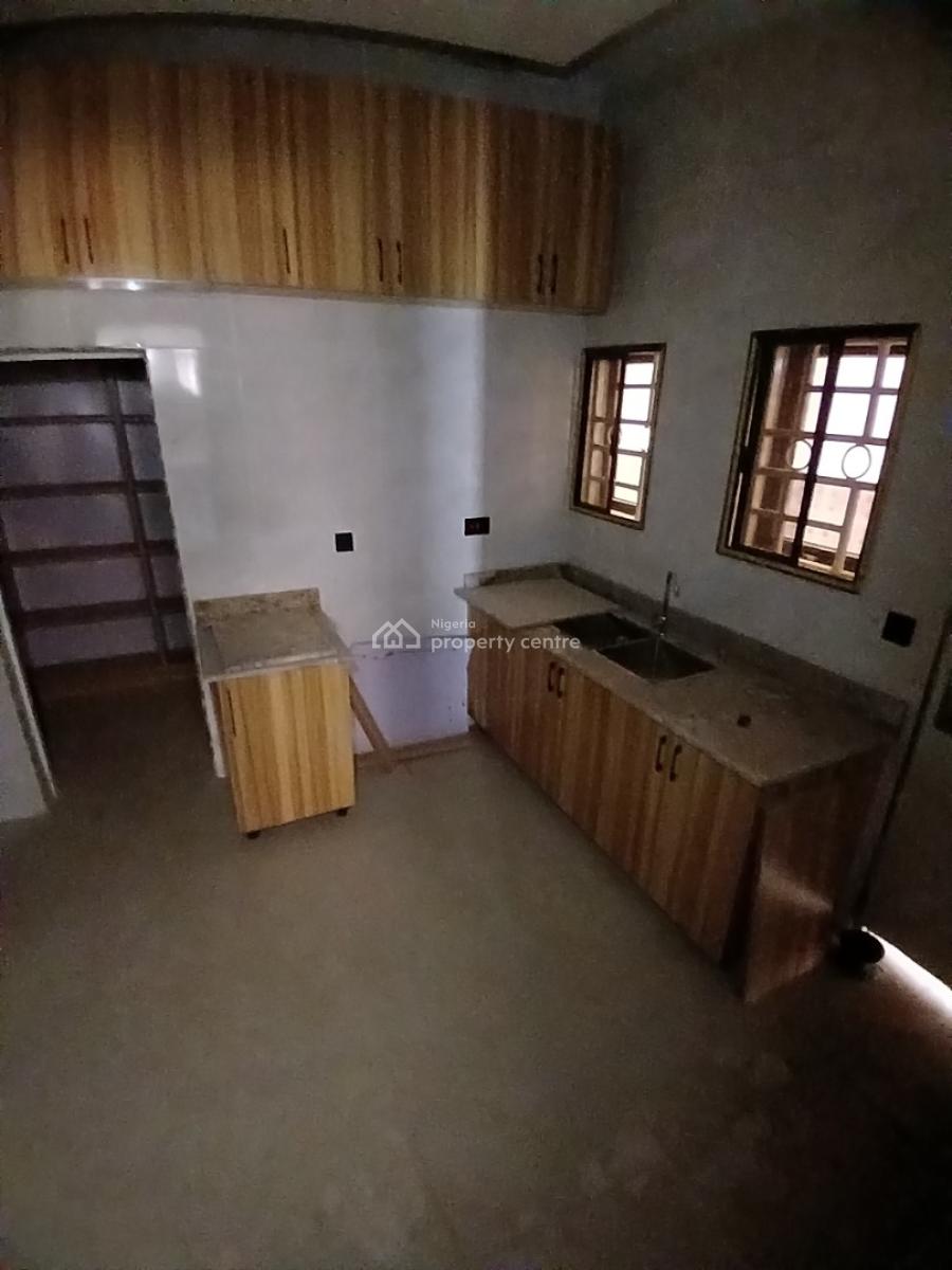 Brand New 3 Bedroom Block of Flat, Guzape Abuja Diplomatic Zone, Guzape District, Abuja, House for Rent