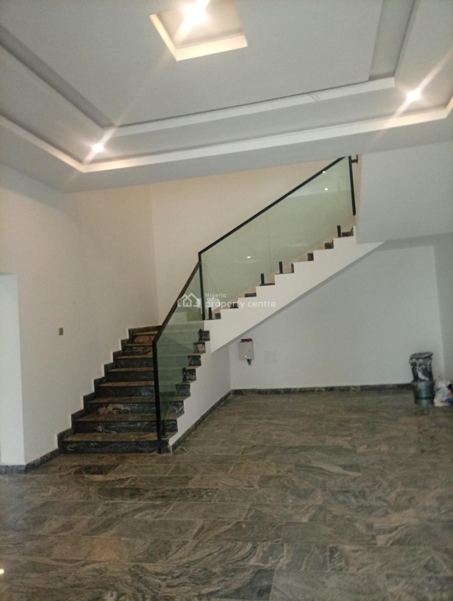 Exquisitely Finished and Well Renovated 6 Bedroom Duplex with a Pool, Asokoro District, Abuja, Detached Duplex for Rent