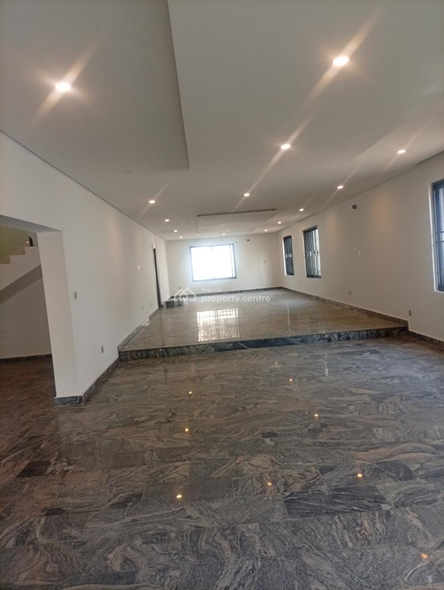 Exquisitely Finished and Well Renovated 6 Bedroom Duplex with a Pool, Asokoro District, Abuja, Detached Duplex for Rent