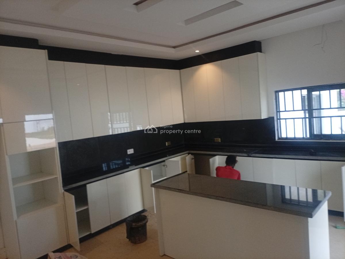 Exquisitely Finished and Well Renovated 6 Bedroom Duplex with a Pool, Asokoro District, Abuja, Detached Duplex for Rent