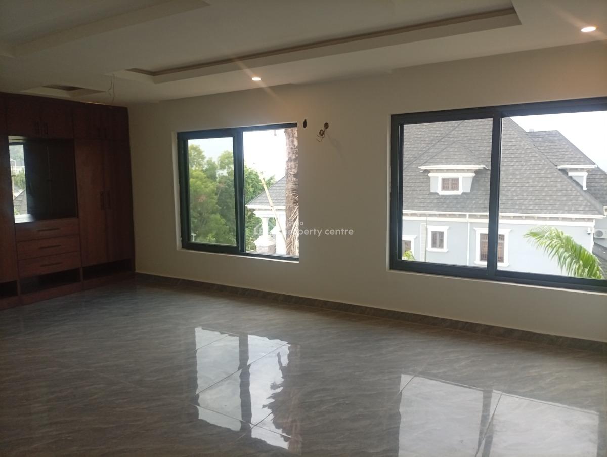 Exquisitely Finished and Well Renovated 6 Bedroom Duplex with a Pool, Asokoro District, Abuja, Detached Duplex for Rent