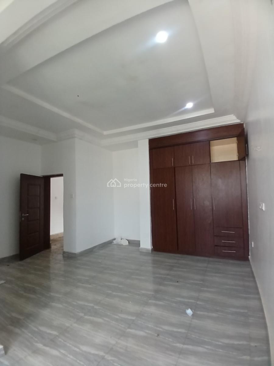Under Renovation, 2 Bedroom Terrace Duplex, Guzape Abuja Diplomatic Zone, Guzape District, Abuja, Terraced Duplex for Rent