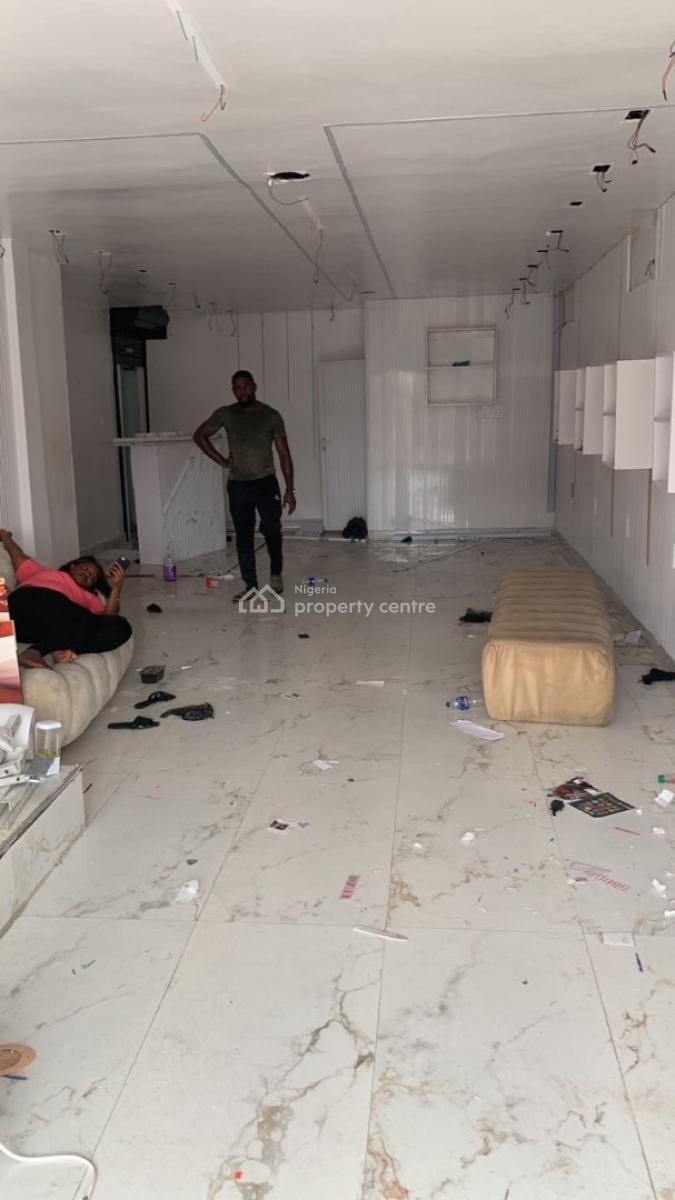 Big Shop Space, Lekki Phase 1, Lekki, Lagos, Shop for Rent