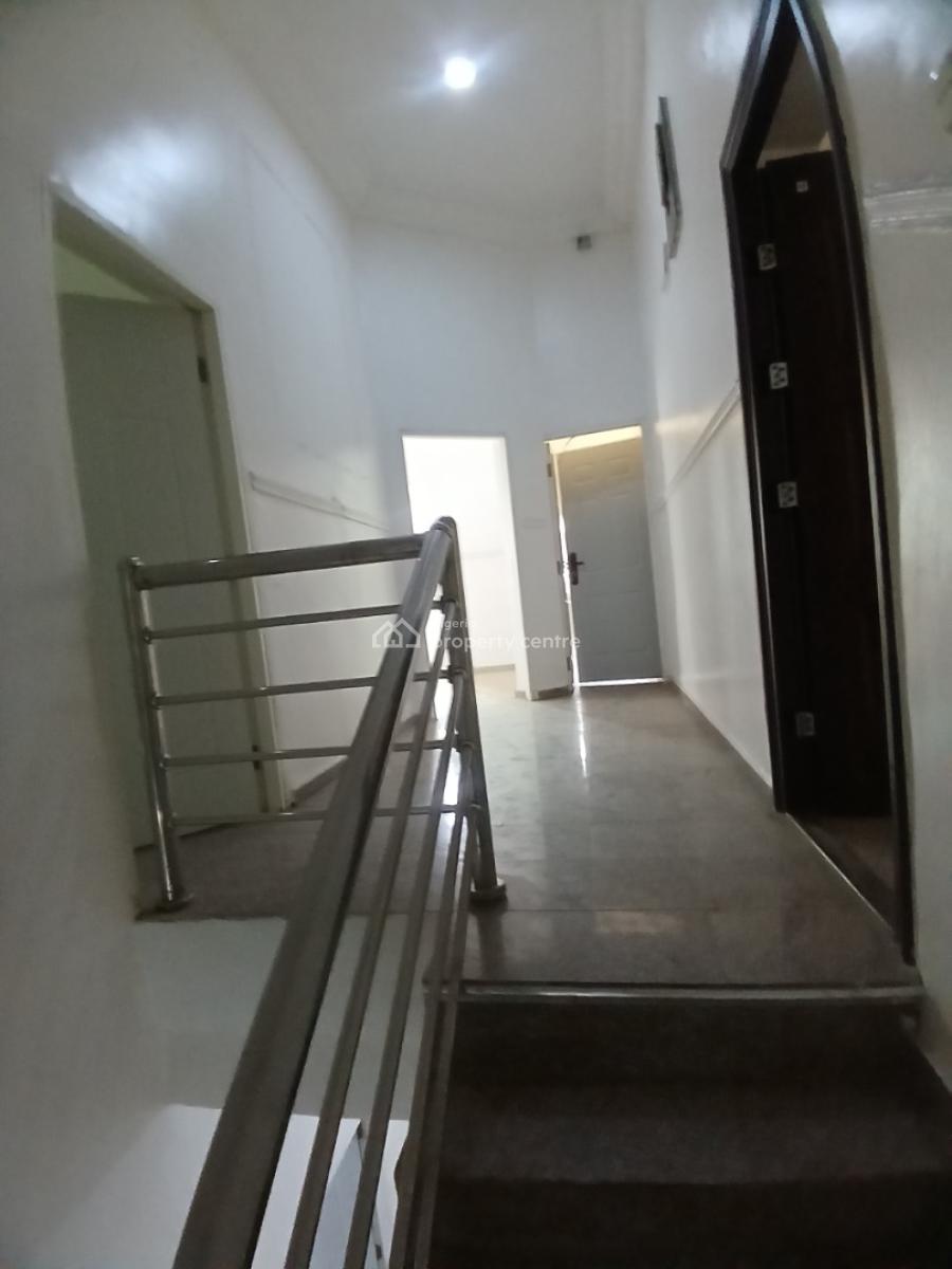 Well Renovated 3 Bedroom Terrace Duplex, Maitama District Abuja Diplomatic Zone, Maitama District, Abuja, Terraced Duplex for Rent