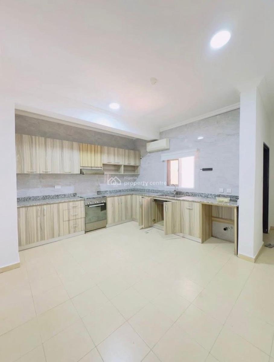 Beautiful Three Bedroom Apartment with Bq, Banana Island, Ikoyi, Lagos, Flat / Apartment for Rent