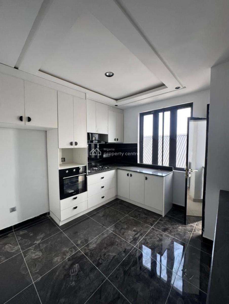 Spacious 3 Bedroom Apartment, Ikate, Lekki, Lagos, Flat / Apartment for Rent