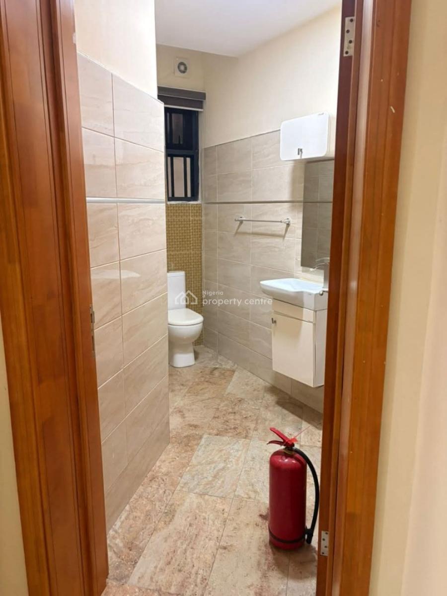 Luxury 3 Bedroom Service Apartment with Bq in a Secured Estate, Lekki Phase 1, Lekki, Lagos, Flat / Apartment for Rent