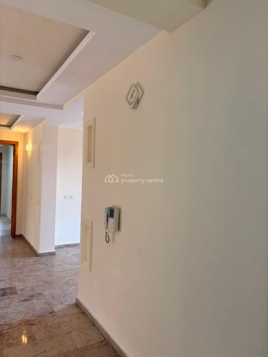 Luxury 3 Bedroom Service Apartment with Bq in a Secured Estate, Lekki Phase 1, Lekki, Lagos, Flat / Apartment for Rent