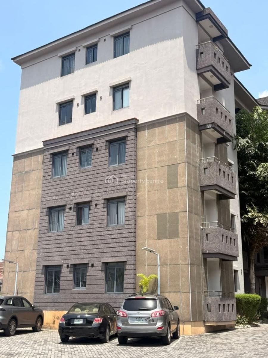 Luxury 3 Bedroom Service Apartment with Bq in a Secured Estate, Lekki Phase 1, Lekki, Lagos, Flat / Apartment for Rent