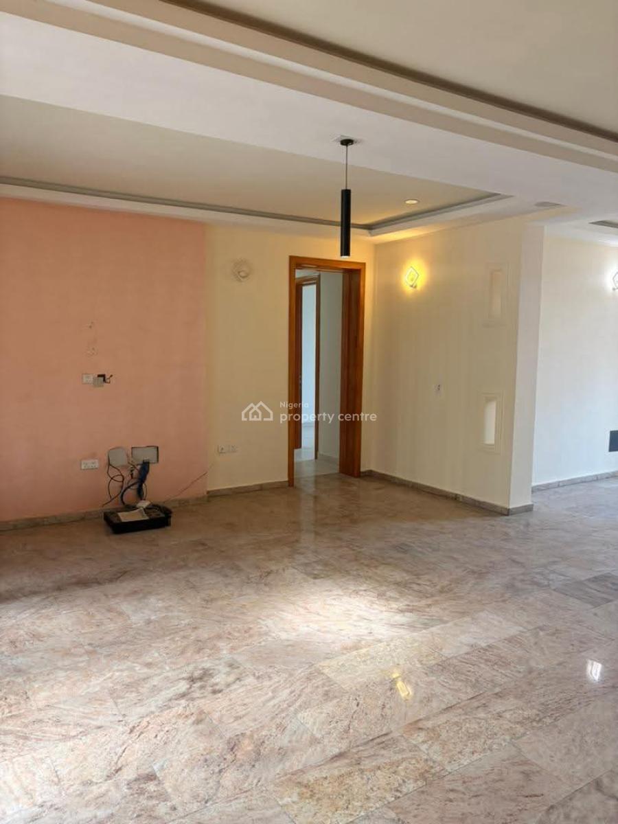 Luxury 3 Bedroom Service Apartment with Bq in a Secured Estate, Lekki Phase 1, Lekki, Lagos, Flat / Apartment for Rent