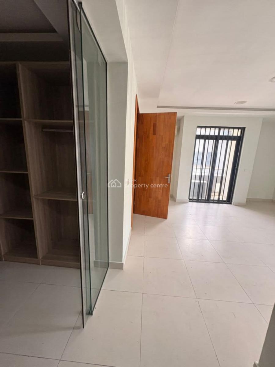 Luxury 3 Bedroom Service Apartment with Bq in a Secured Estate, Lekki Phase 1, Lekki, Lagos, Flat / Apartment for Rent