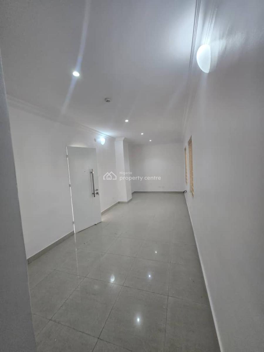 One Bedroom Apartment for in a Gated Close, Oniru, Victoria Island (vi), Lagos, Mini Flat (room and Parlour) for Rent