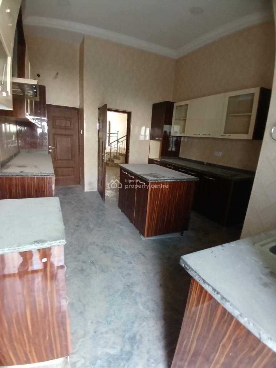 Well Renovated 4 Bedroom Terrace Duplex, Guzape Abuja Diplomatic Zone, Guzape District, Abuja, Terraced Duplex for Rent