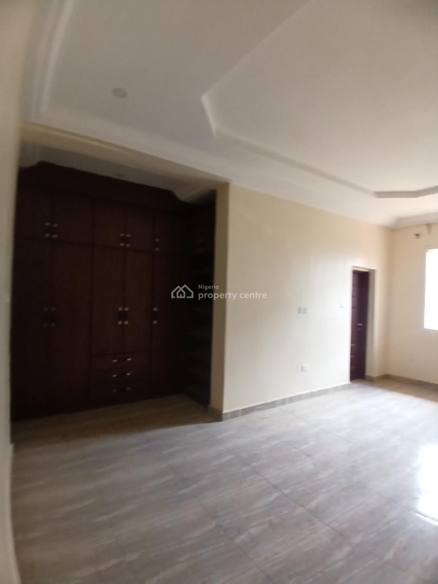Well Renovated 4 Bedroom Terrace Duplex, Guzape Abuja Diplomatic Zone, Guzape District, Abuja, Terraced Duplex for Rent