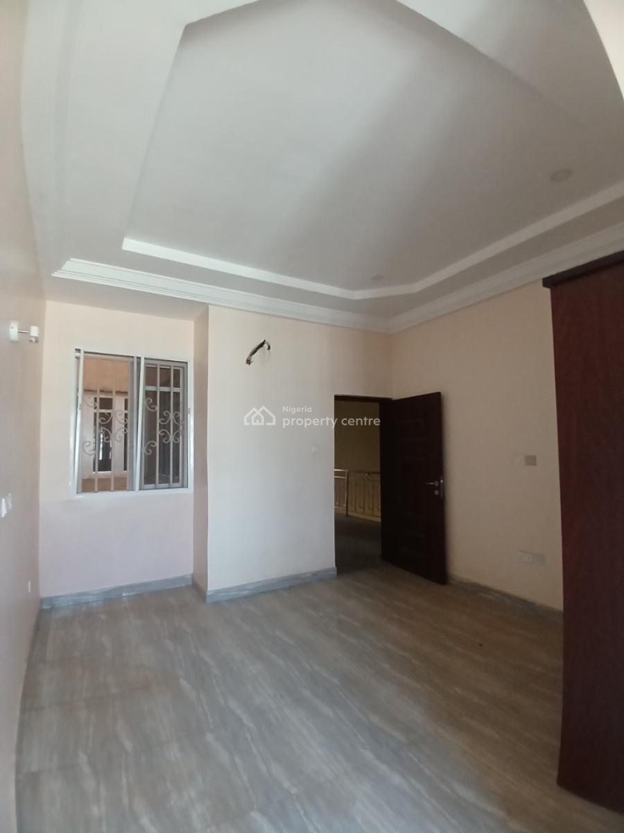 Well Renovated 4 Bedroom Terrace Duplex, Guzape Abuja Diplomatic Zone, Guzape District, Abuja, Terraced Duplex for Rent