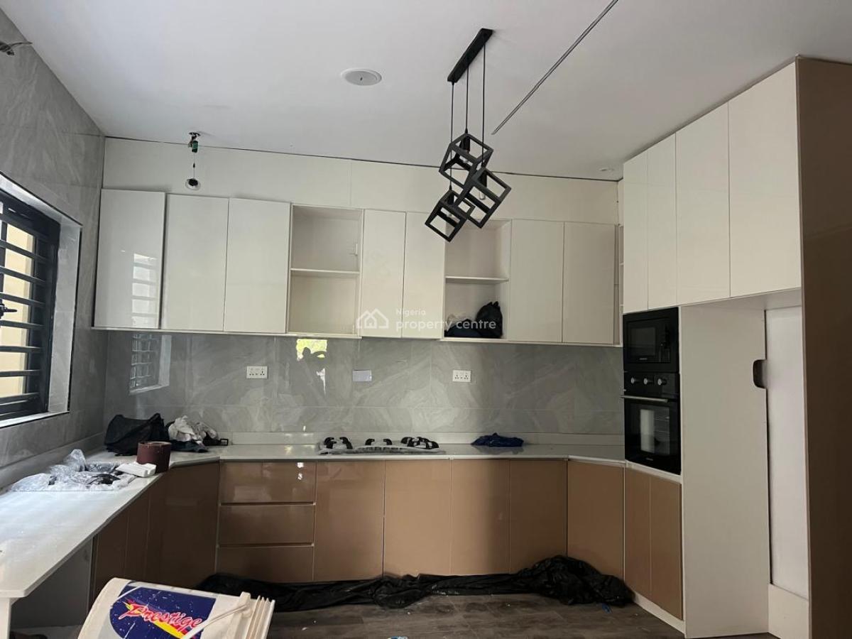 12 Units of 3 Bedrooms Executive Apartments, Old Ikoyi, Ikoyi, Lagos, Flat / Apartment for Rent