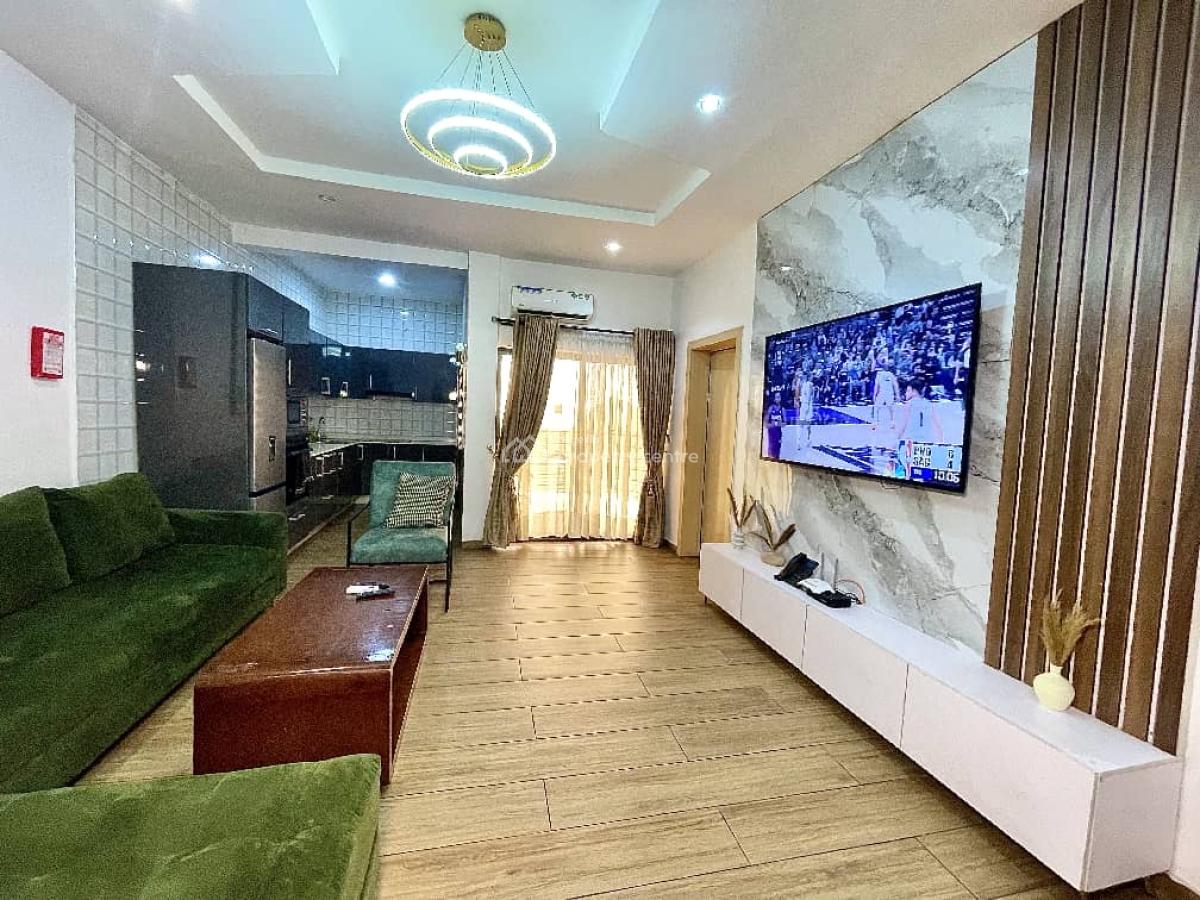 Luxury 2 Bedroom Apartment with Snooker, Swimming Pool and Tennis Boar, Lekki Phase 1, Lekki, Lagos, Flat / Apartment Short Let