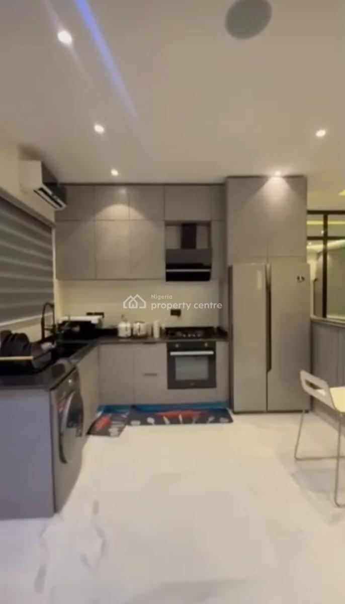 Newly Big Executive 3 Bedrom Flat + Bq + Cctv + All Amenities, Off Admiralty Way, Lekki Phase 1, Lagos, Lekki Phase 1, Lekki, Lagos, Flat / Apartment for Sale