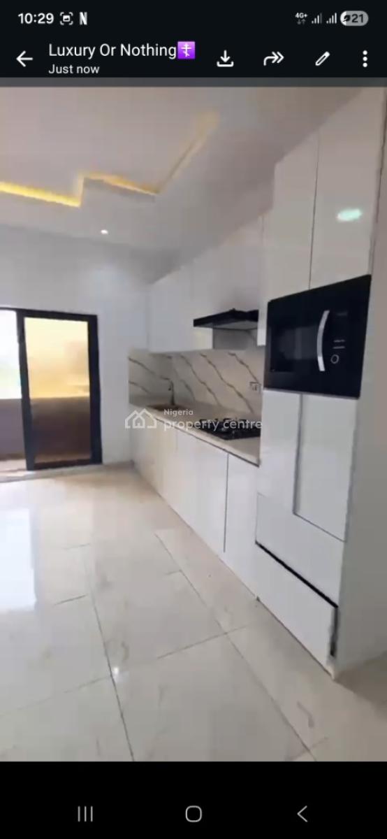 2 Bedrooms, Freedom Way, Lekki Phase 1, Lekki, Lagos, Flat / Apartment for Sale