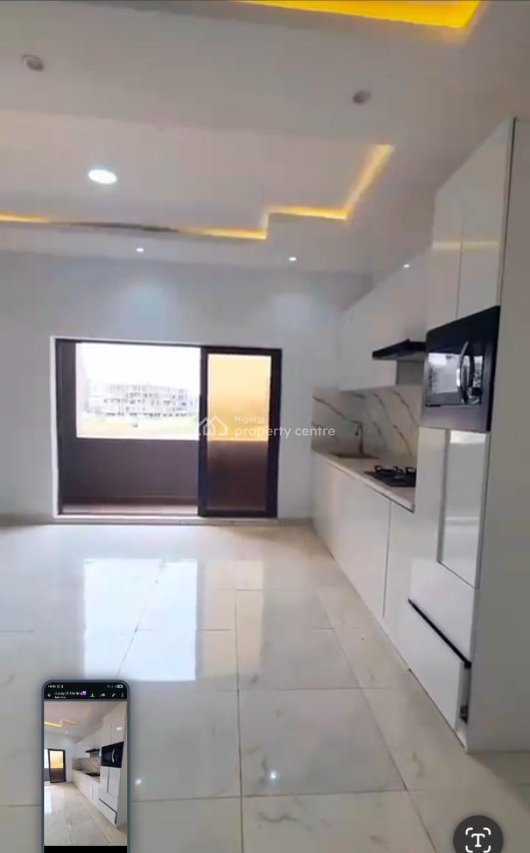 2 Bedrooms, Freedom Way, Lekki Phase 1, Lekki, Lagos, Flat / Apartment for Sale