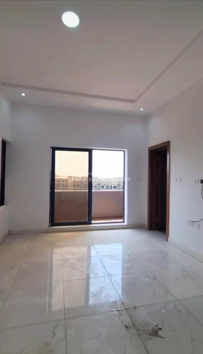 2 Bedrooms, Freedom Way, Lekki Phase 1, Lekki, Lagos, Flat / Apartment for Sale