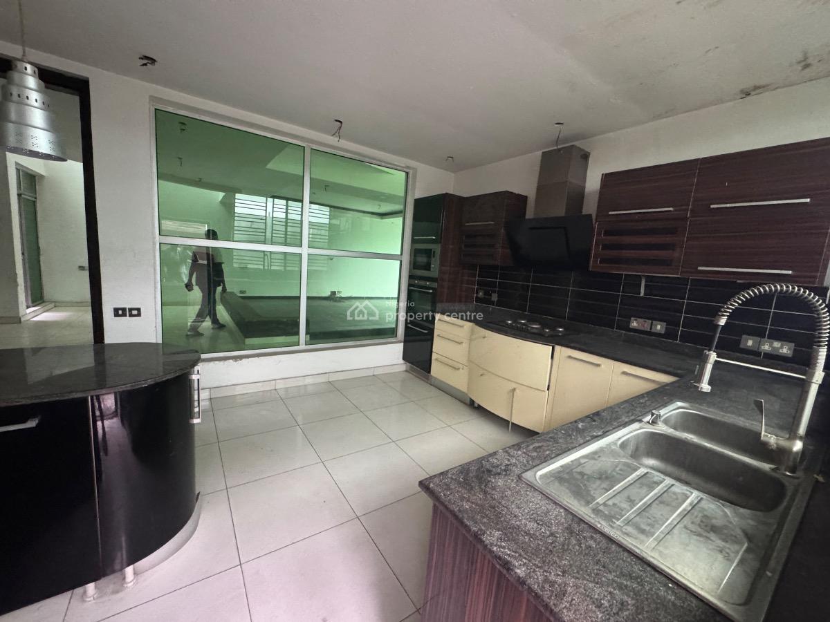 a 4 Bedroom Semi Detached Duplex in Lekki Right Side., Lekki Right Side., Lekki Phase 1, Lekki, Lagos, Semi-detached Duplex for Sale