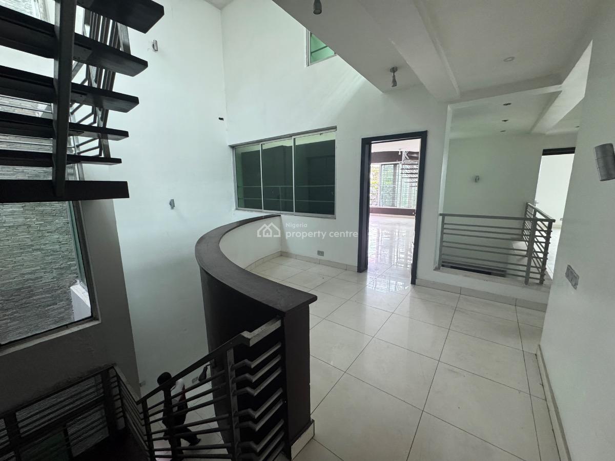 a 4 Bedroom Semi Detached Duplex in Lekki Right Side., Lekki Right Side., Lekki Phase 1, Lekki, Lagos, Semi-detached Duplex for Sale