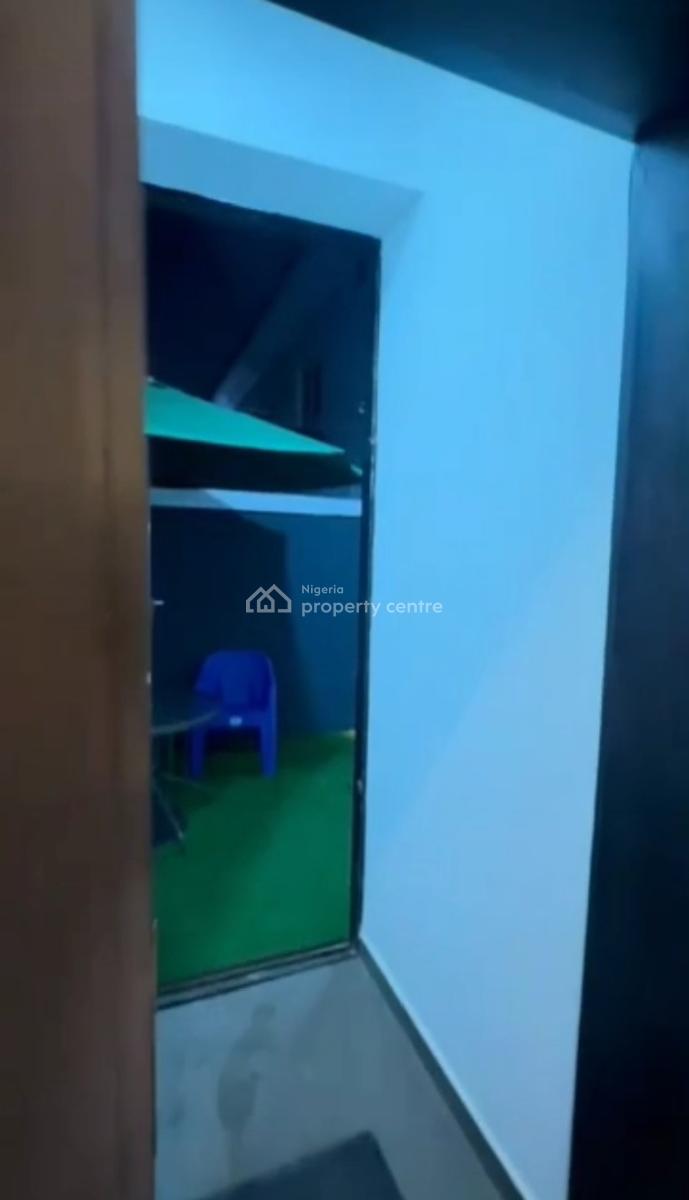 Newly Big Executive 2 Bedrom Flat + Bq + Cctv + (all Amenities), Off Admiralty Way, Lekki Phase 1 Lagos, Lekki Phase 1, Lekki, Lagos, Flat / Apartment for Sale