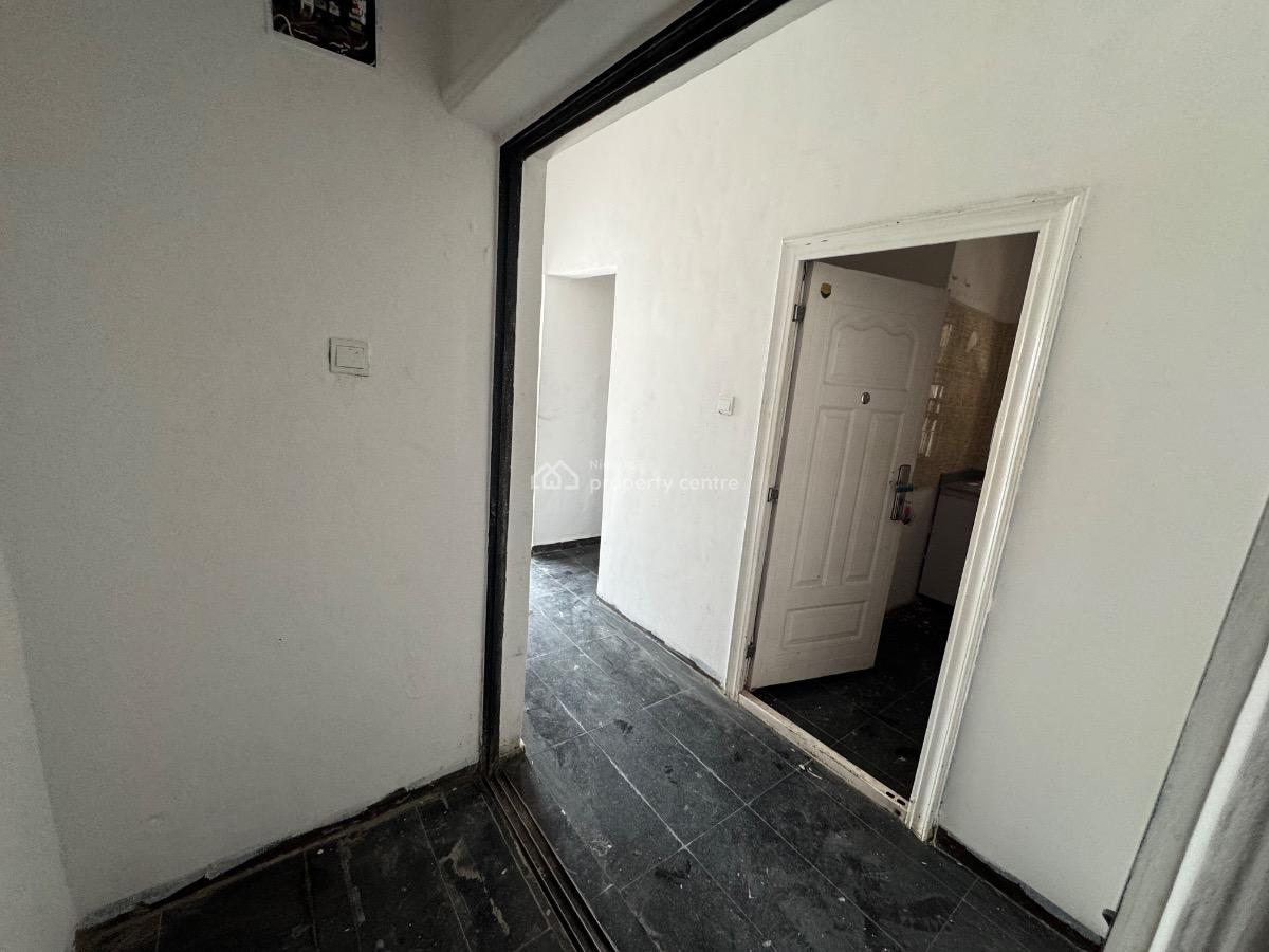 a Self Serviced 1 Bedroom Flat, Lekki Phase 1, Lekki, Lagos, Mini Flat (room and Parlour) for Rent